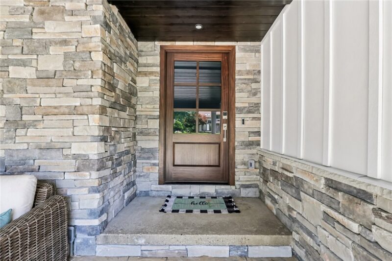 1711 Sturbridge Drive — photo 4