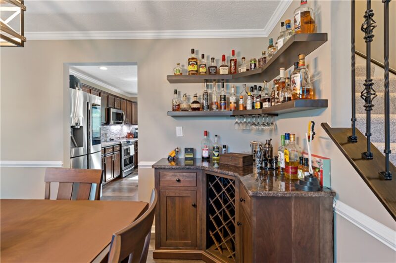 310 Everest Cir — photo 8