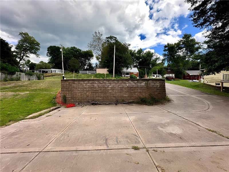 435 Millers Ln — photo 6