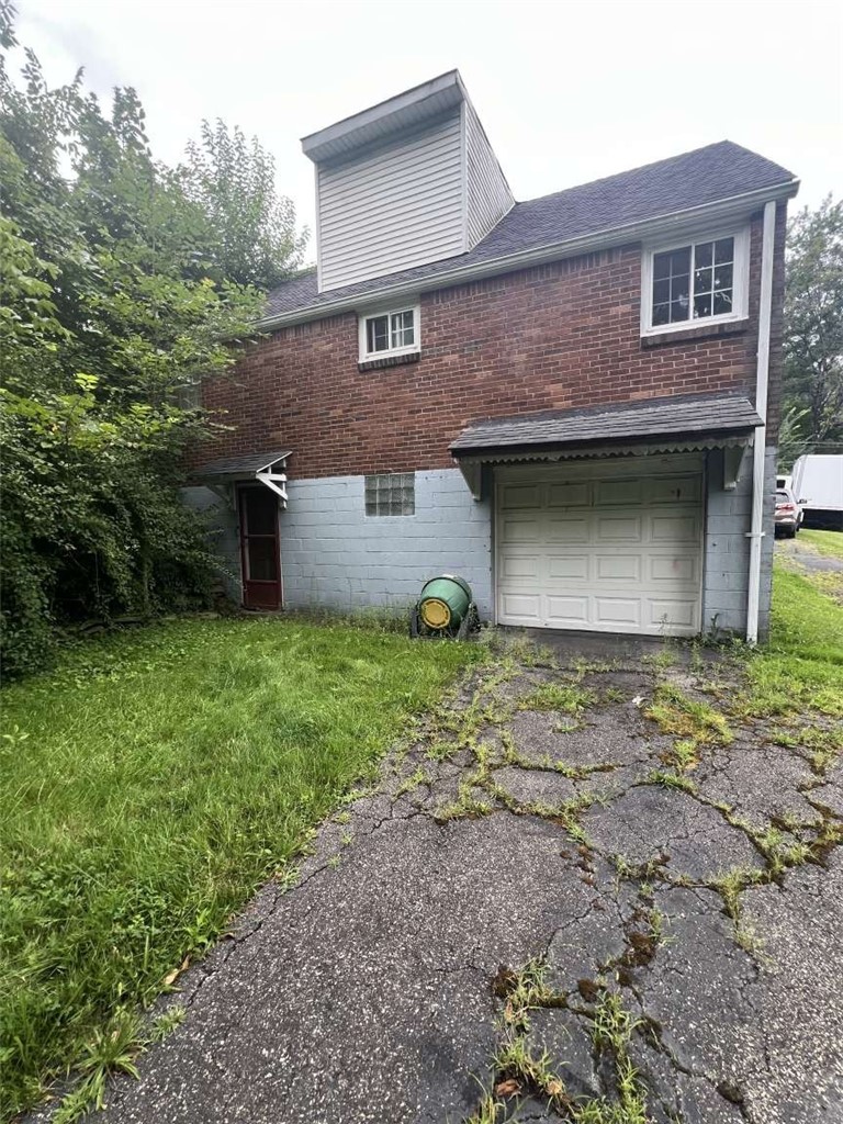 109 Webster Dr — photo 3