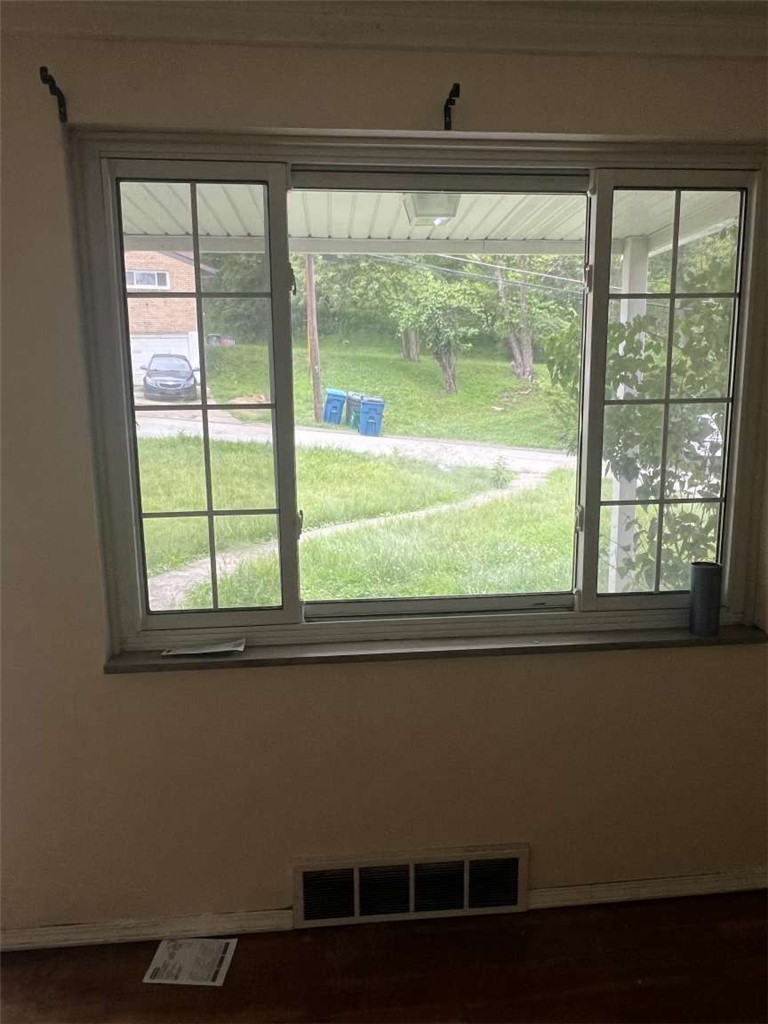 109 Webster Dr — photo 7