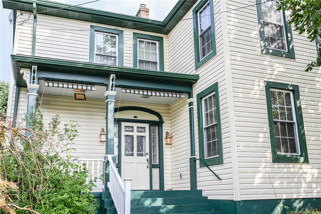 412 Wood St — photo 1