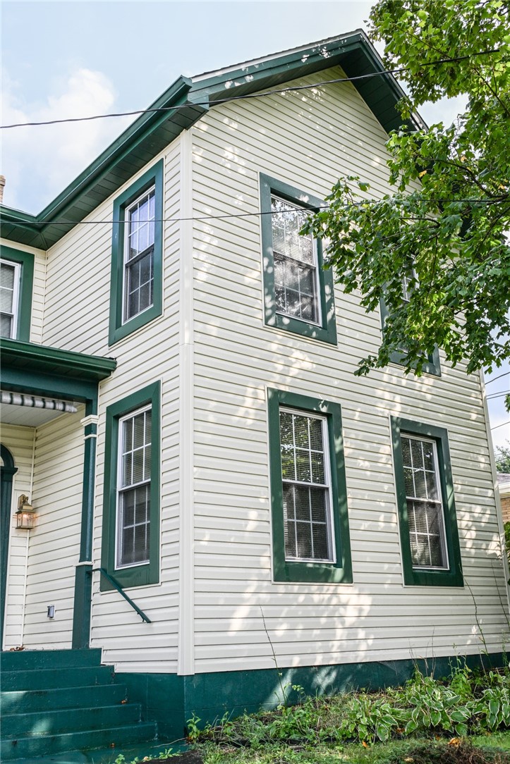 412 Wood St — photo 2