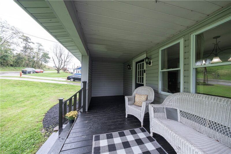 185 Mt Pleasant Road — photo 4