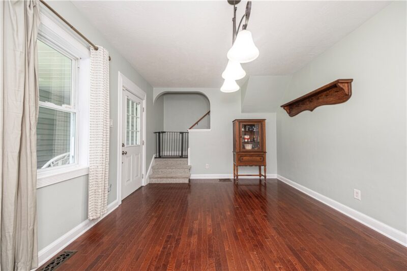 185 Mt Pleasant Road — photo 6