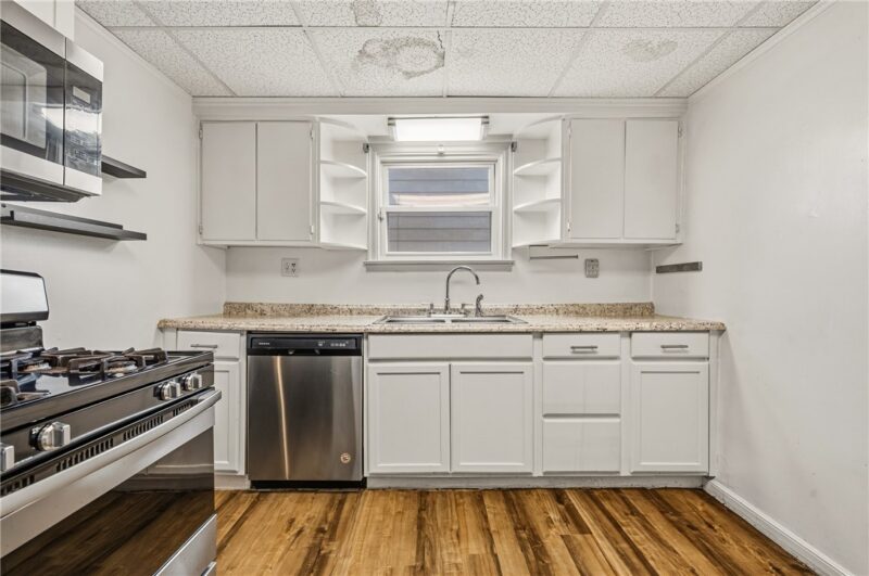 2412 W Main St — photo 7