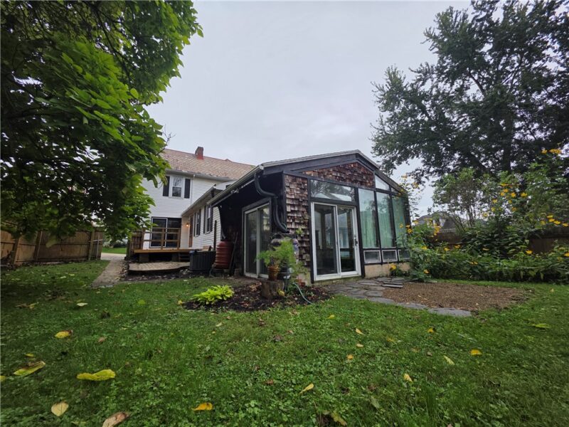 434 Center Avenue — photo 4