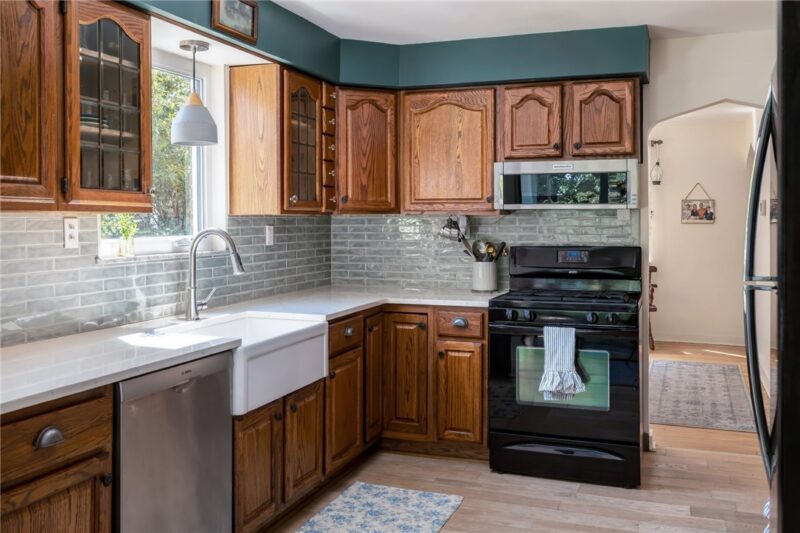 734 Parkside Ave — photo 6