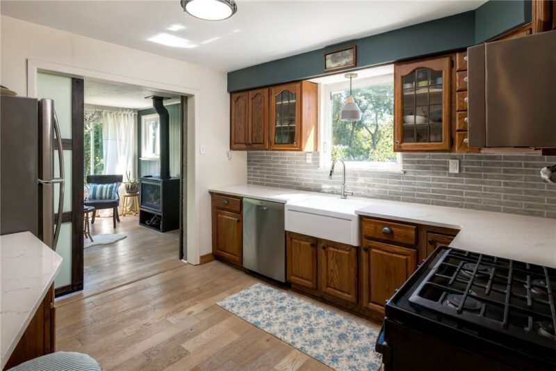 734 Parkside Ave — photo 7