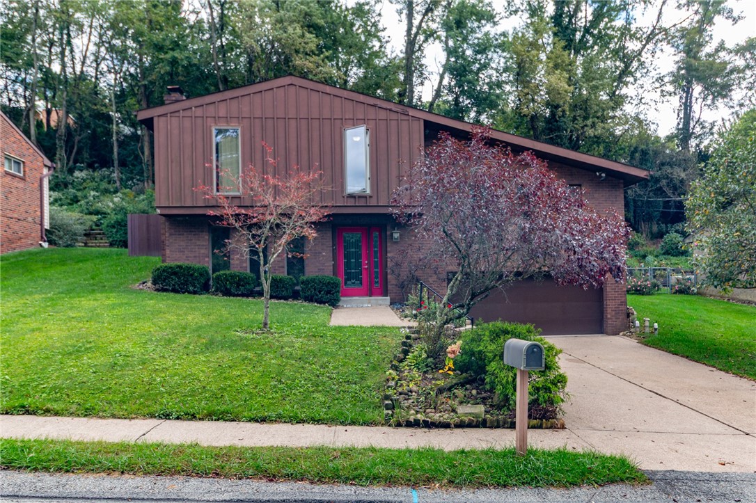 106 Larchwood Dr — photo 1