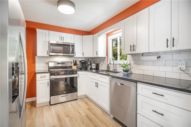 705 Victory Rd — photo 7