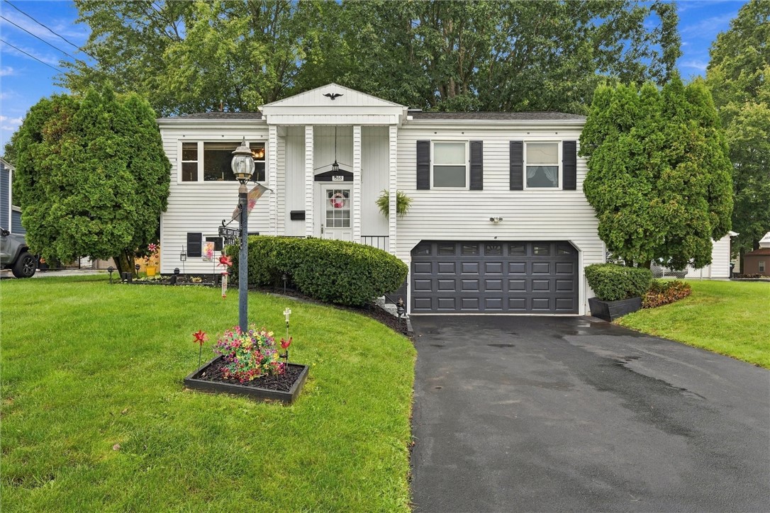 1369 Wakefield Dr — photo 1