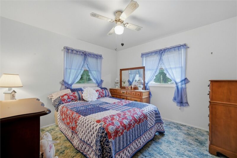 1369 Wakefield Dr — photo 6