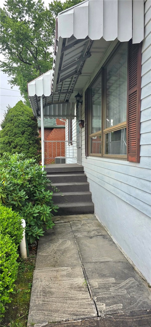 1805 W Penn Ave — photo 4