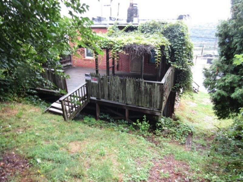 645 Duquesne Blvd — photo 4