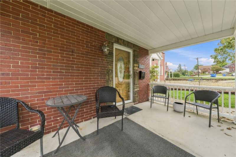 5741 Front St — photo 4