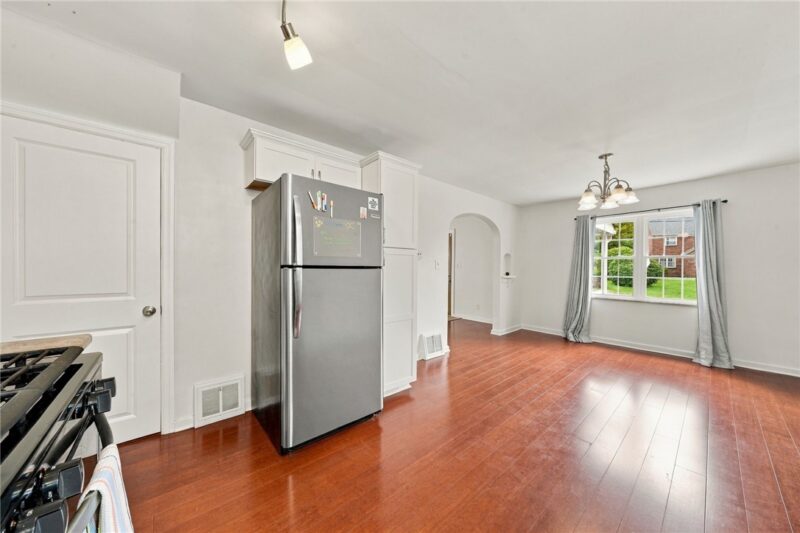 5741 Front St — photo 7