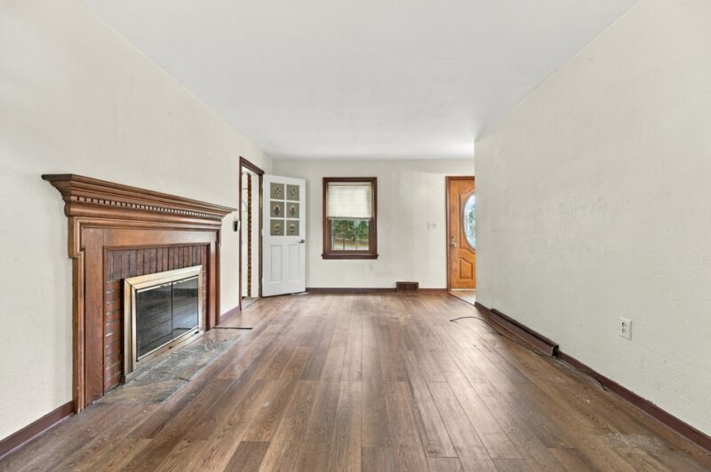 274 Patterson ROAD — photo 4
