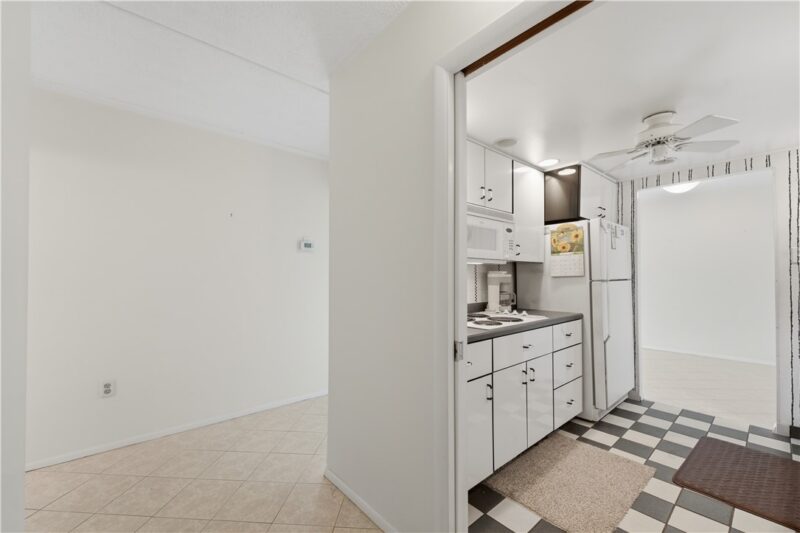 5600 Munhall Rd 901 — photo 4