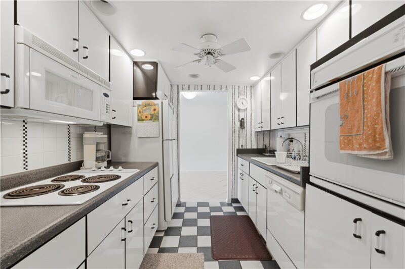 5600 Munhall Rd 901 — photo 5