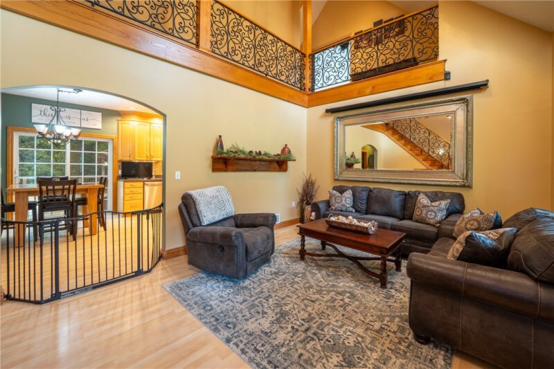 460 Back Creek Rd — photo 4
