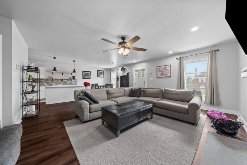 4030 Brownsville Road — photo 4