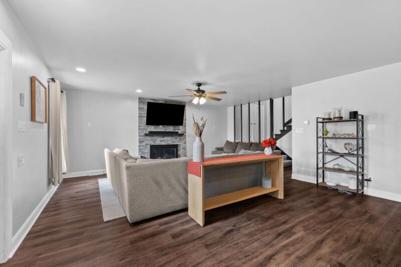 4030 Brownsville Road — photo 5