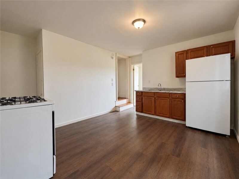 320 N 3rd Street — photo 6