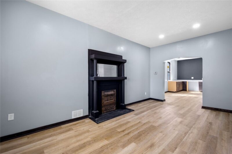 118 Tarragonna Street — photo 4