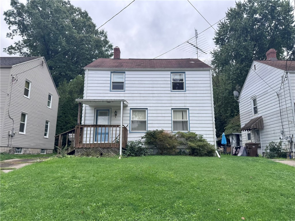 1825 Hall Ave — photo 1