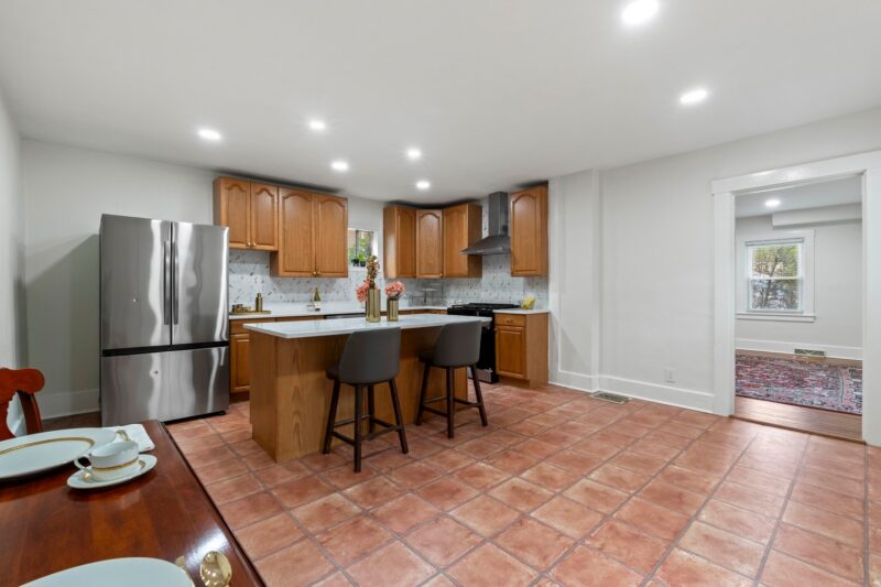 732 Valley Street — photo 4