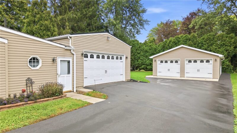 3760 Morefield Rd — photo 3