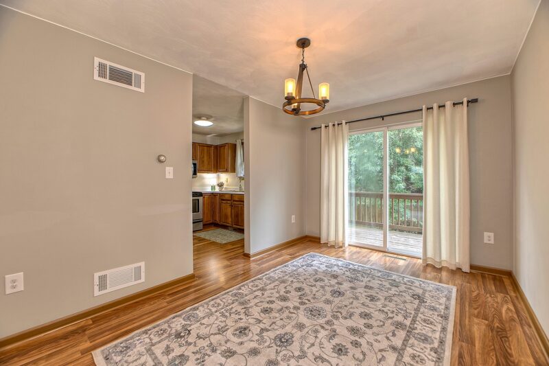1128 Cranston Drive — photo 5
