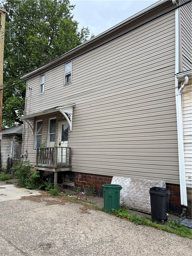 306 Park Rd — photo 2