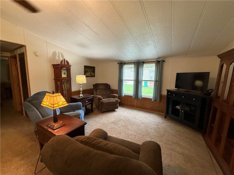 238 Kingston Lane — photo 7