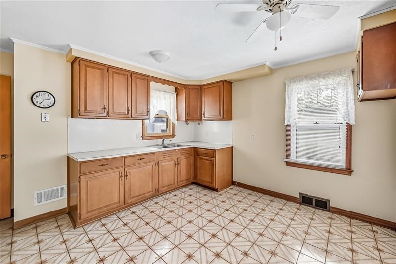 634 Spencer Ave — photo 7