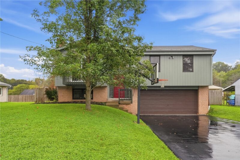 2404 Linden Dr — photo 4