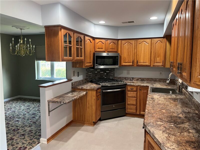 2451 Brodhead Rd — photo 6