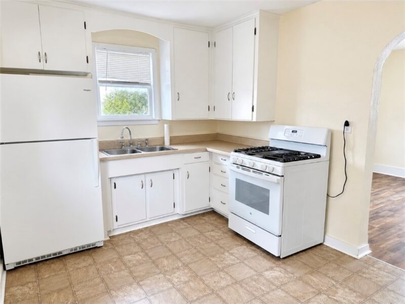 1413 Robbins Ave — photo 8