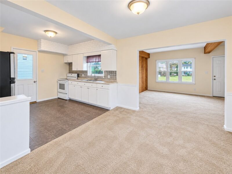 108 Wallace Avenue — photo 5