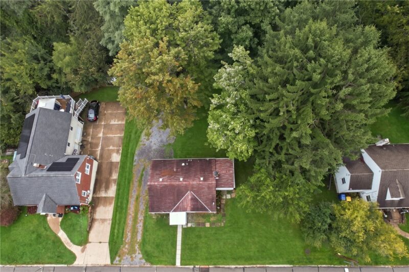 2239 Romine St — photo 2
