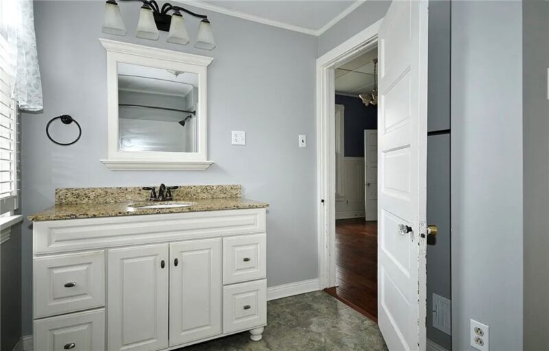 720 E Maiden St — photo 5