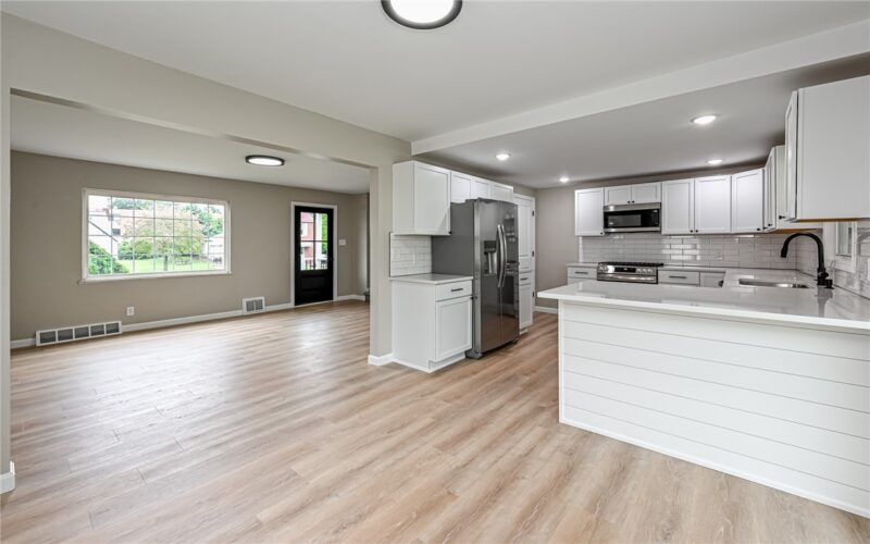 749 Pershing St — photo 7