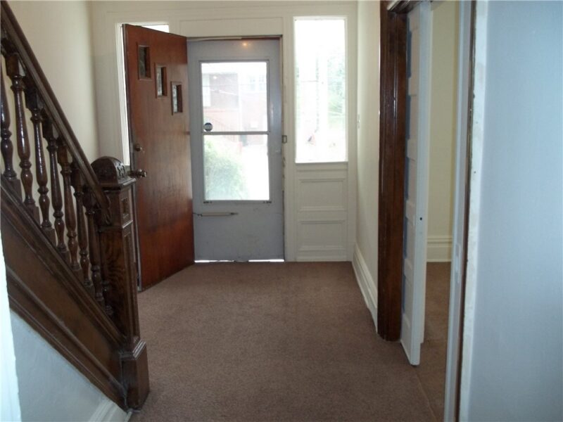 113 Woodlawn — photo 2