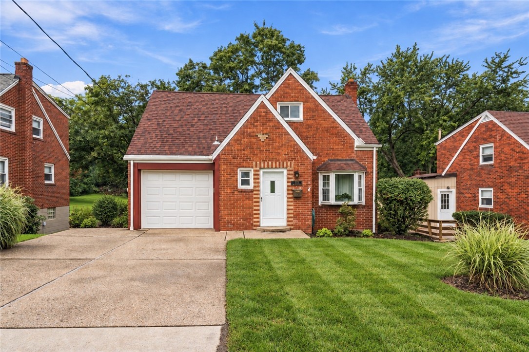 105 Green Oak Lane — photo 1