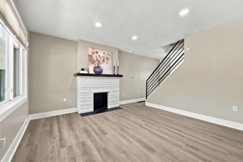 5253 Duncan Street — photo 4