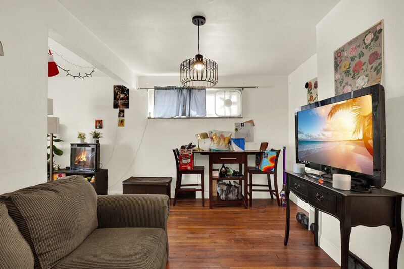 524 Chestnut St — photo 8