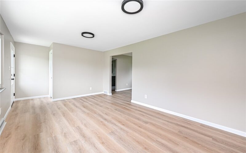 168 Clearview St — photo 4