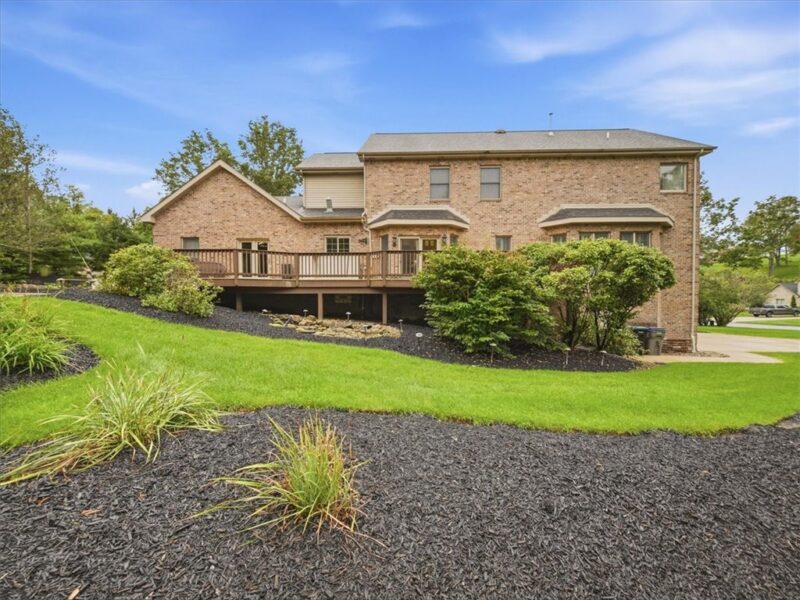 100 Iron Horse Dr — photo 3