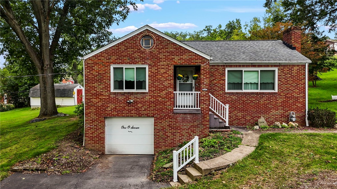 107 Devonshire Dr — photo 1